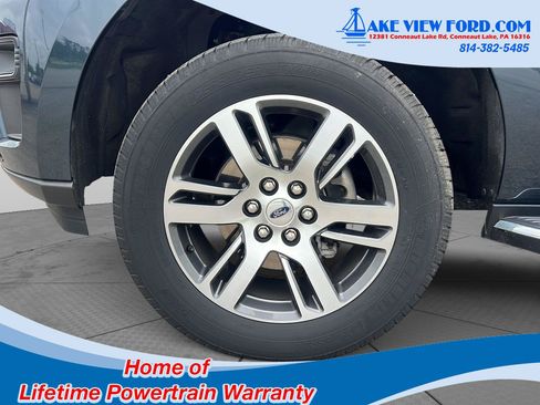 Used 2022 Ford Expedition XLT AWD/4WD image 5