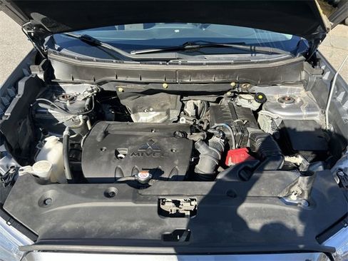 Used 2016 Mitsubishi Outlander Sport ES image 23