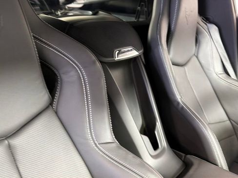 Used 2025 Chevrolet Corvette Stingray Coupe w/ 1LT RWD image 29