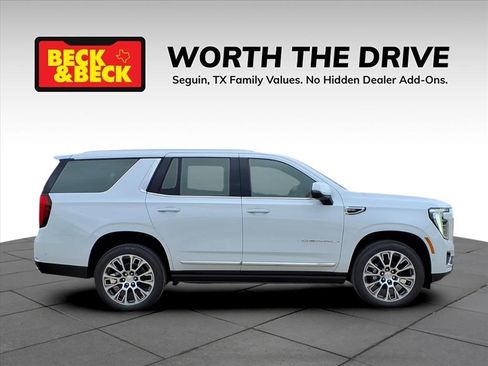 New 2026 GMC Yukon Denali w/ Sun & Power Step Package image 4