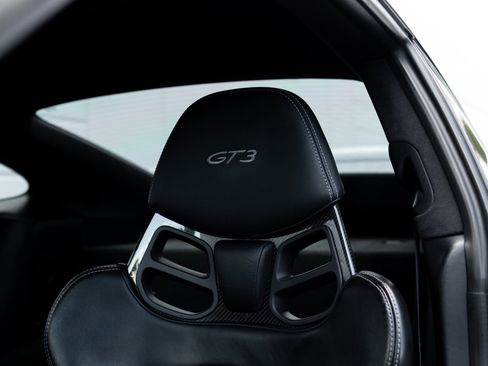 Used 2015 Porsche 911 GT3 image 33