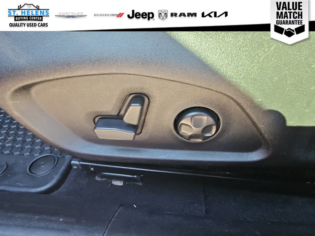 Used 2018 Jeep Renegade Altitude AWD/4WD image 30