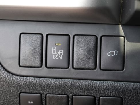 Used 2015 Toyota Highlander Limited FWD image 15