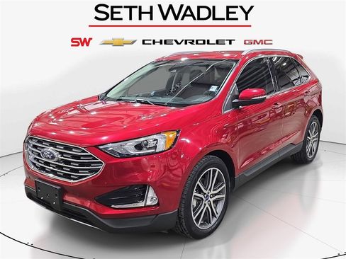 Used 2020 Ford Edge Titanium image 3