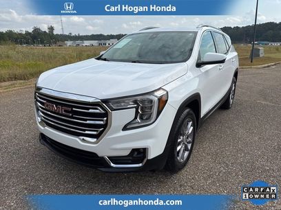 Used 2024 GMC Terrain SLT