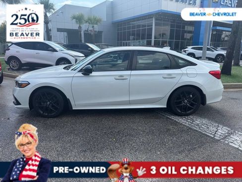 Used 2023 Honda Civic Sport image 7