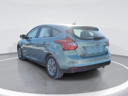 Used 2012 Ford Focus SEL image 4