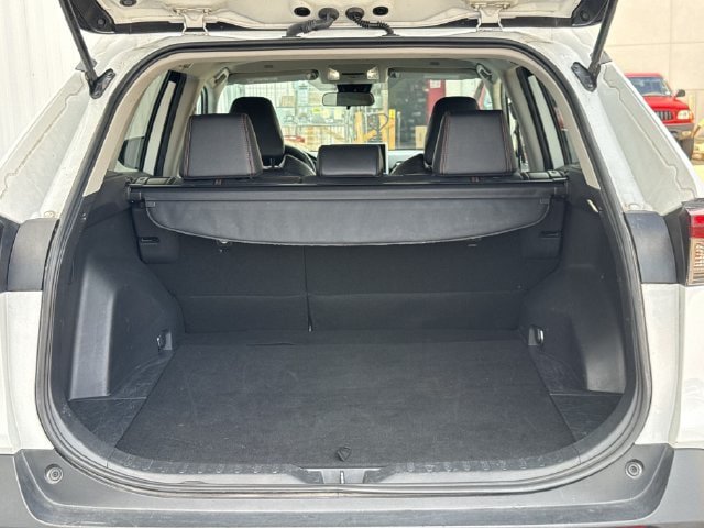 Used 2024 Toyota RAV4 Adventure AWD/4WD image 32