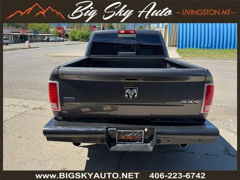 Used 2019 RAM 1500 Laramie w/ Convenience Group AWD/4WD image 8