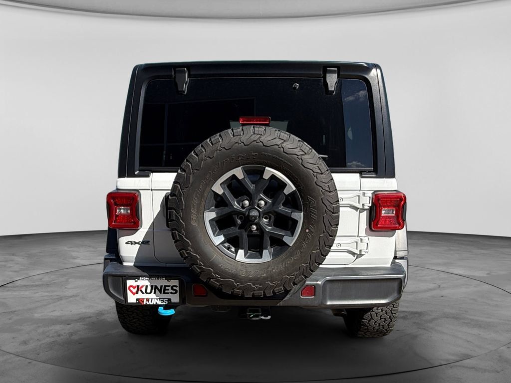 Used 2024 Jeep Wrangler Unlimited Rubicon 4xe AWD/4WD image 4