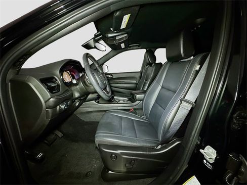 Used 2022 Dodge Durango GT image 17