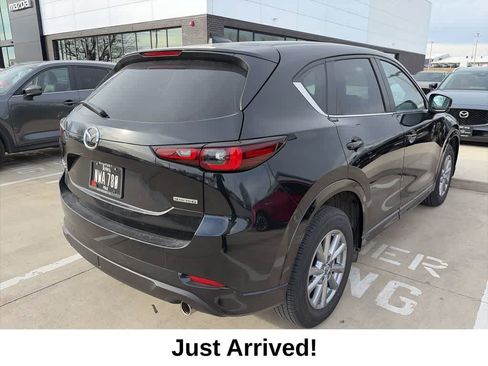 Used 2024 MAZDA CX-5 AWD 2.5 S w/ Select Package image 3