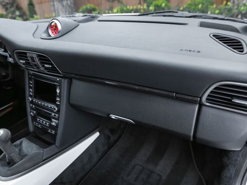 Used 2011 Porsche 911 GT3 RS image 15