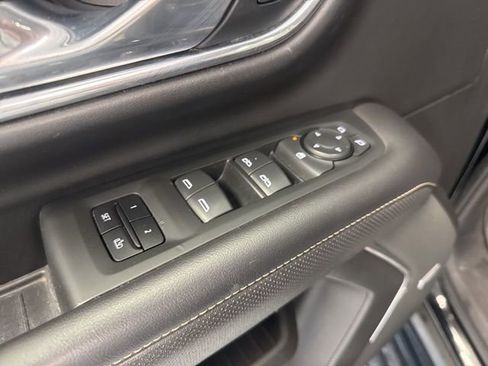 Used 2021 GMC Yukon SLT image 20