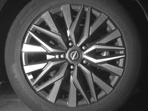 Used 2025 Nissan Altima 2.5 SV FWD image 13