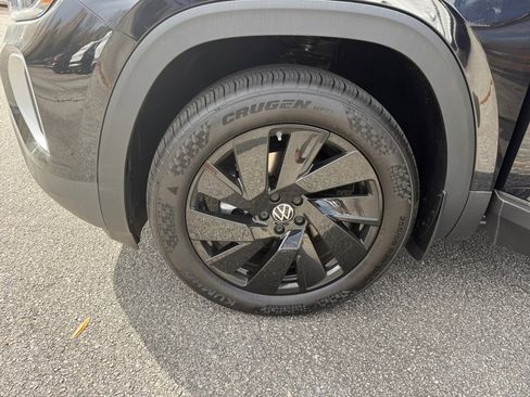 New 2026 Volkswagen Atlas SE image 27