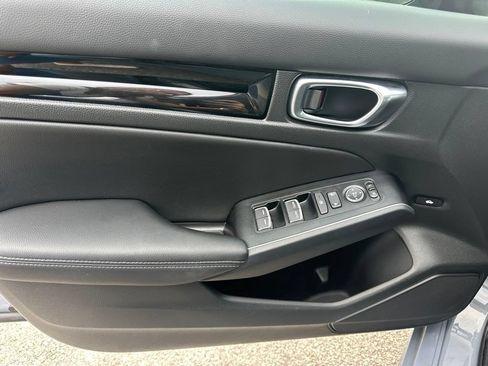 Used 2024 Honda Civic Touring image 10