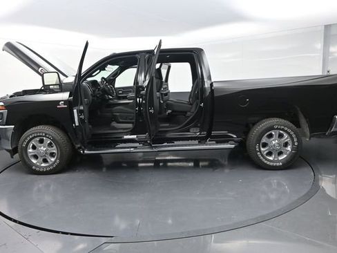 New 2025 RAM 2500 Big Horn AWD/4WD image 33