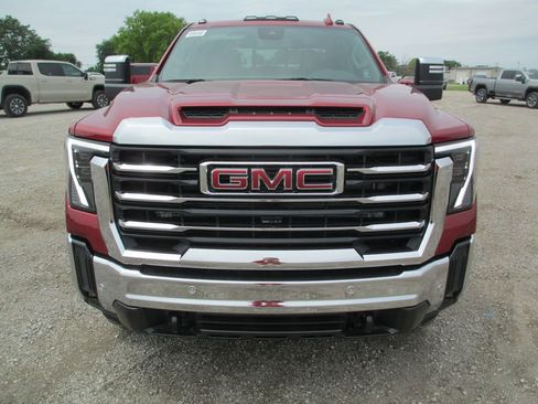 New 2026 GMC Sierra 2500 SLT w/ SLT Premium Package AWD/4WD image 11