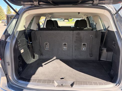Used 2023 Subaru Ascent Premium AWD/4WD image 27