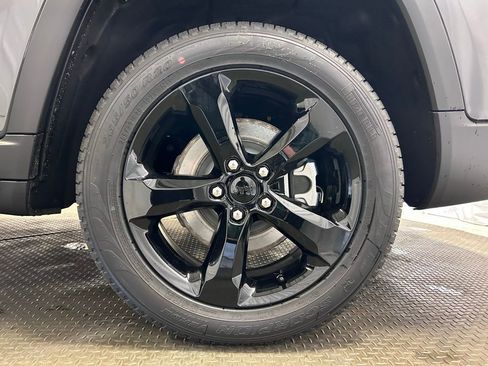 New 2026 Jeep Grand Cherokee L Limited AWD/4WD image 33