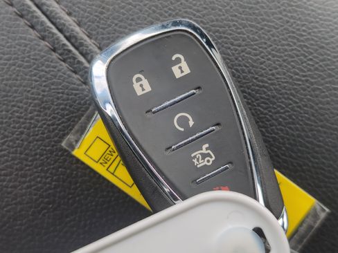 Used 2025 Chevrolet Malibu LT image 27