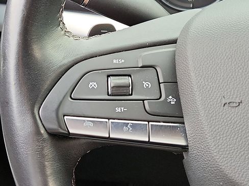 Used 2022 Cadillac XT4 Premium Luxury w/ Cold Weather Package image 21