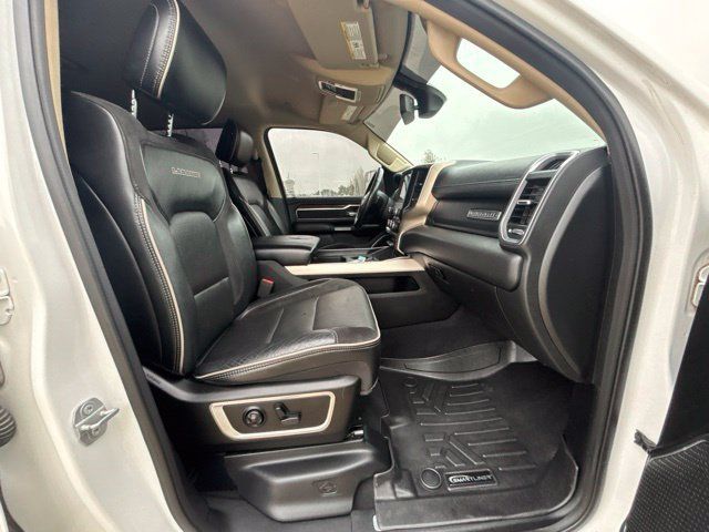 Used 2019 RAM 1500 Laramie AWD/4WD image 33