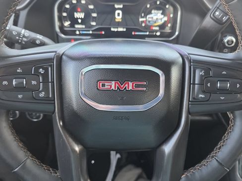 Used 2025 GMC Sierra 2500 AT4 AWD/4WD image 18