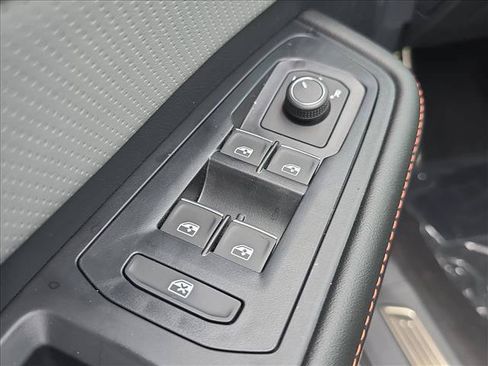 New 2026 Volkswagen Atlas Peak Edition AWD/4WD image 5