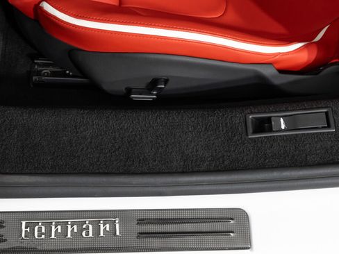 Used 2023 Ferrari SF90 Stradale image 31