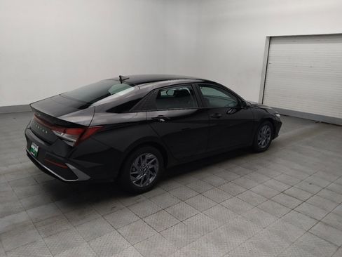 Used 2024 Hyundai Elantra SEL image 10