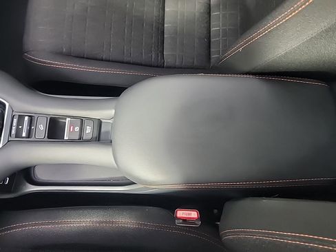 Certified 2025 Honda HR-V Sport image 33