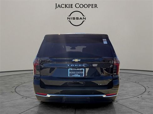 Used 2025 Chevrolet Tahoe LT image 4