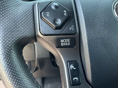 Used 2023 Toyota Tacoma TRD Off-Road w/ Advanced Technology Package AWD/4WD image 19