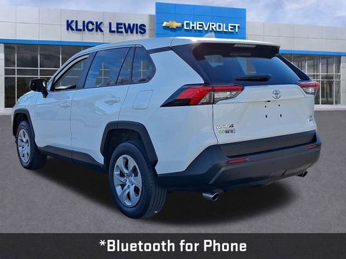 Used 2023 Toyota RAV4 LE image 4