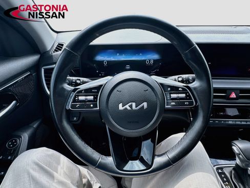 Used 2024 Kia Seltos S FWD image 14