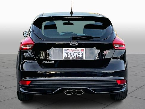 Used 2016 Ford Focus ST image 5
