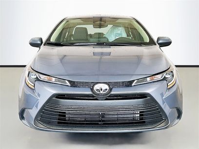 New 2025 Toyota Corolla LE