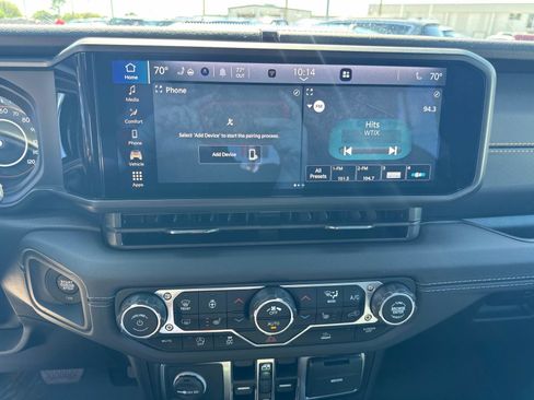 Certified 2025 Jeep Wrangler Unlimited Sahara image 24