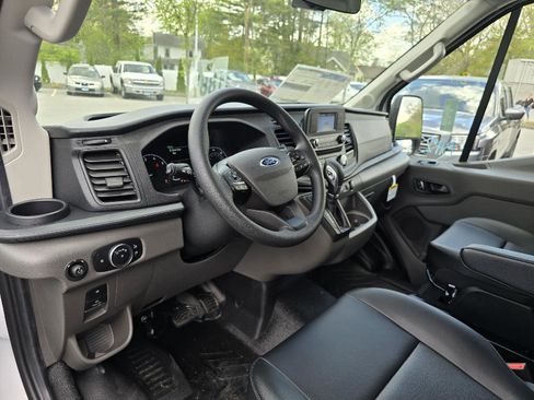 New 2025 Ford Transit 250 148 Medium Roof Extended AWD w/ Exterior Upgrade Package image 12