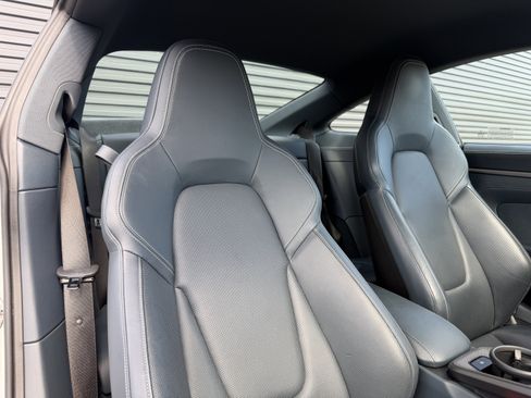 Certified 2022 Porsche 911 Carrera RWD image 16