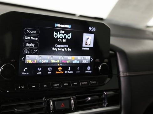 Used 2022 Nissan Pathfinder Platinum w/ Cargo Package image 18