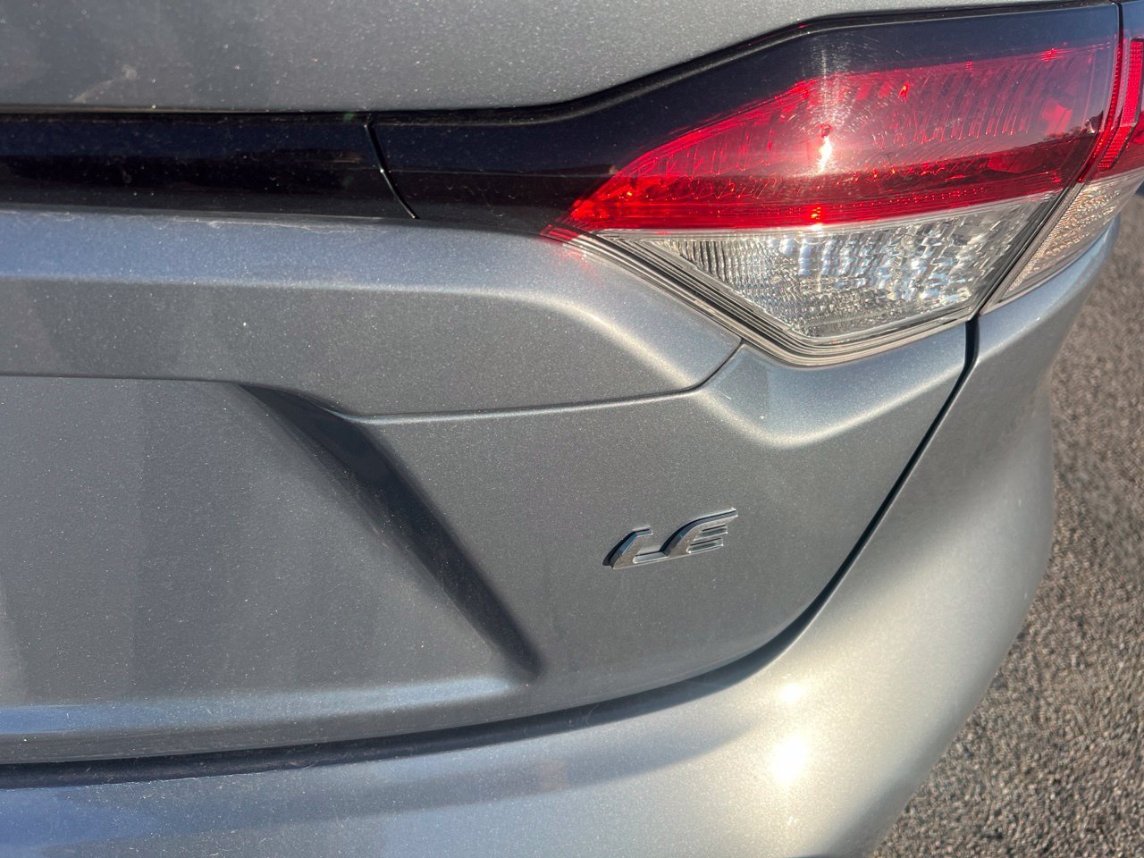 Used 2024 Toyota Corolla LE FWD image 7