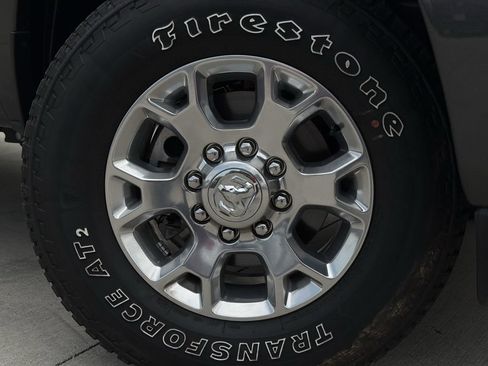 Used 2024 RAM 2500 Laramie w/ Safety Group AWD/4WD image 10