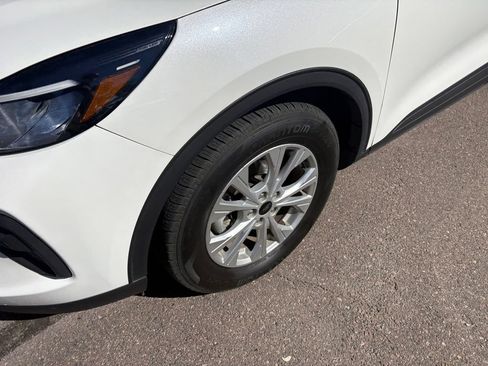 Used 2023 Ford Escape Active w/ Tech Pack #1 FWD image 11