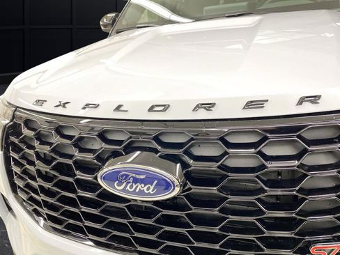 New 2026 Ford Explorer ST image 50