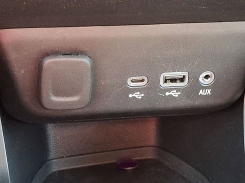 Used 2021 Chevrolet TrailBlazer LS image 23