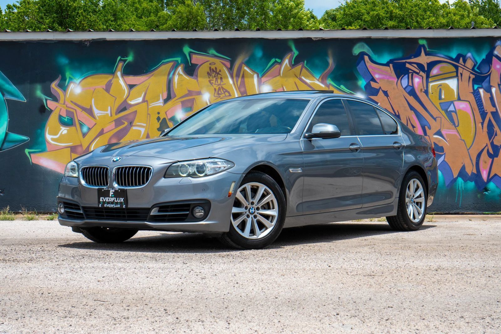 Used 2016 BMW 528i Sedan RWD image 2