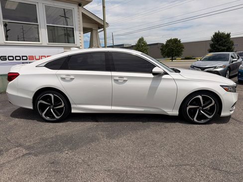 Used 2020 Honda Accord Sport image 6